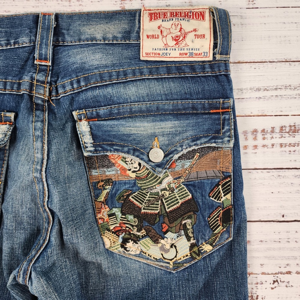 True Religion Joey Samurai Embroidered Flare Jeans Mens 38 Made in USA Y2K Blue